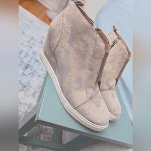 Suede Neutral Camo Wedges